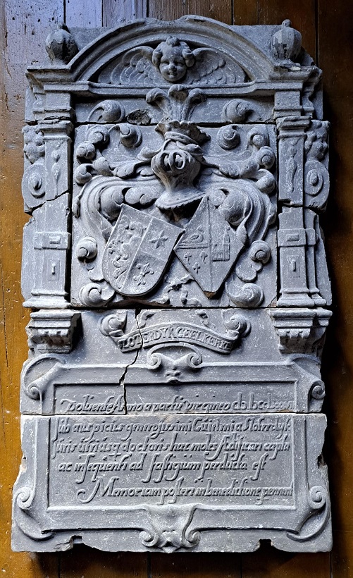 Sloterdyk Geelkerke

Voluente Anno a partu virgineo MDCCLXXVII
Sub auspicus generosissimi Guielmi a Sloterdyk
Juris utriusq[ue] doctoris hac moles aedificari caepta
Ac insequenti ad fastigium perducta est
Memoriam posteri in benedictione p[er]ennent