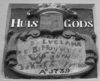 Huis Gods
... H ... S. Lyclama R.B.B. Muij ... wyf sticht ... .s kerk hernieuwd Ao 1739