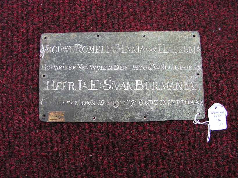 Vrouwe Romelia Mania van Haersma douariere van wijlen den hoog welgeboren heer ir E.S. van Burmania overleden 15 mey 1791 oudt in het 71 iaar