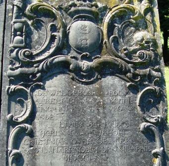 De welgeboren vrouw Aurelia Cunira van Scheltinga in leven huisvrouw van de [hoog edele gestrenge heer] Livius Suffridus Lycklama a Nyeholt grietman over Opsterland oud LVI iaren obiit den XIII april MDCCLXV