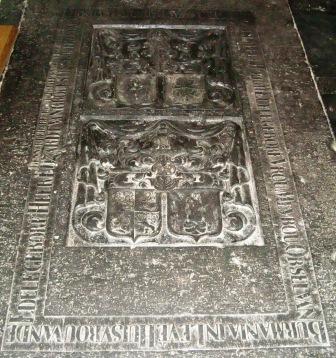 Den 19 mayus 1683 is in den heere ontslape de hooch edele gebore vrou mevrou Orsel van Burmania in leven huisvrou van de edele gebore heer Edzardt van Grouestins grietman over Hennarderadeel out 26 iaer ende leit alhier begraven