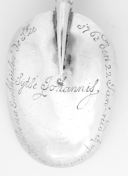 1763 den 22 janr reed ik op schaatsen over see na Enckhuisen de stee
Sijtse Johannis 1763 den 22 janr reed ik op schaatsen over see na Enckhuisen de stee
Sijtse Johannis