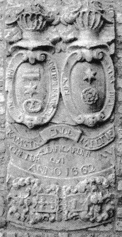Deui Aihi Auditor Camstra.
Tien Sans Dieu
Kamstra ende Aeltie
Aldie Ficaruni Chetur Quinuni
Anno 1662 Deui Aihi Auditor Camstra.
Tien Sans Dieu
Kamstra ende Aeltie
Aldie Ficaruni Chetur Quinuni
Anno 1662