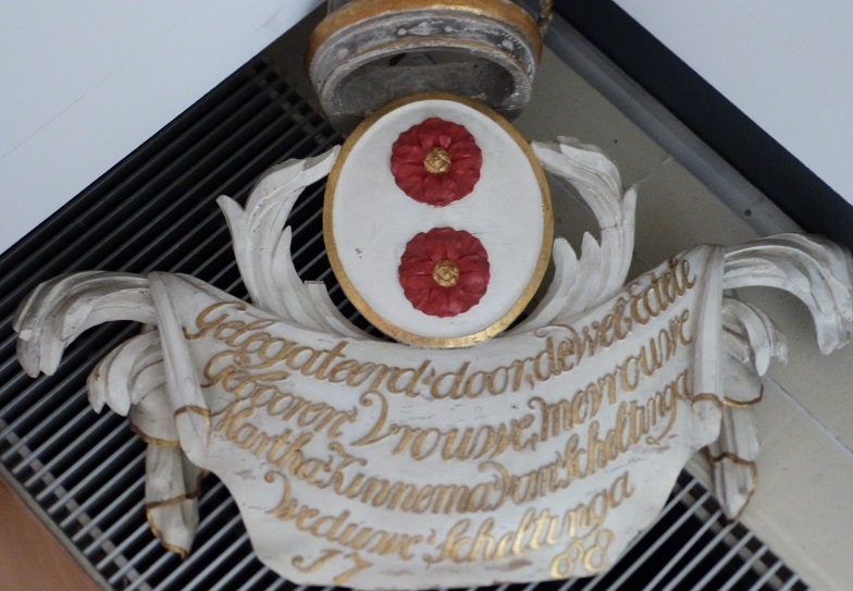 Gelegateerd door de wel edele gebooren vrouwe mevrouwe Martha Kinnema van Scheltinga weduwe Scheltinga 1708 Gelegateerd door de wel edele gebooren vrouwe mevrouwe Martha Kinnema van Scheltinga weduwe Scheltinga 1708