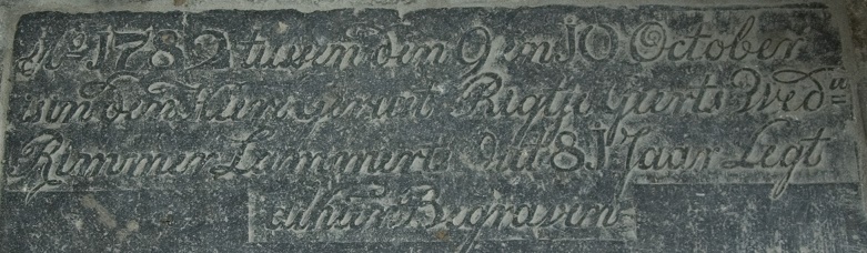 Ao 1782 tussen den 9 en 10 october is in den heere gerust Rigtje Geerts wedu Rimmer Lammerts out 81 jaar legt alhier begraven